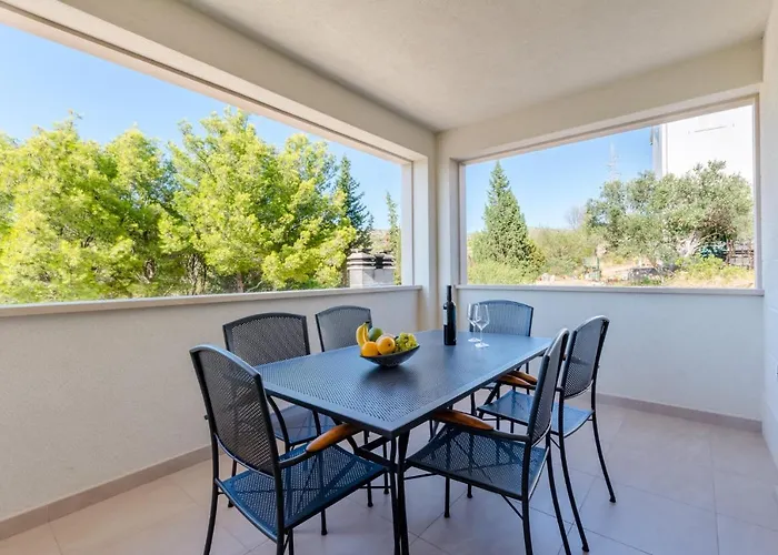 Mladinic Palace Διαμέρισμα