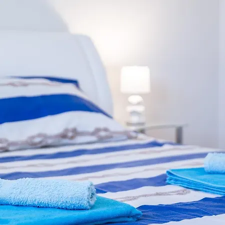 Mladinic Palace Apartment Milna (Brac)