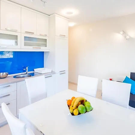 Apartment Mladinic Palace