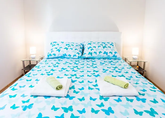 Mladinic Palace 밀나