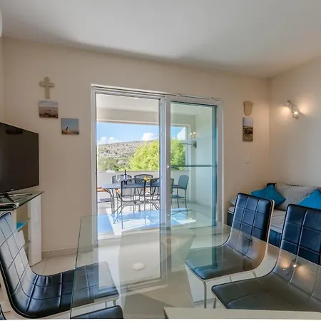 Apartamento Mladinic Palace